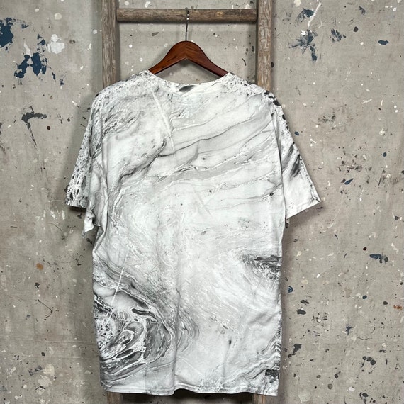 Marble Tye Die T-shirt - image 6