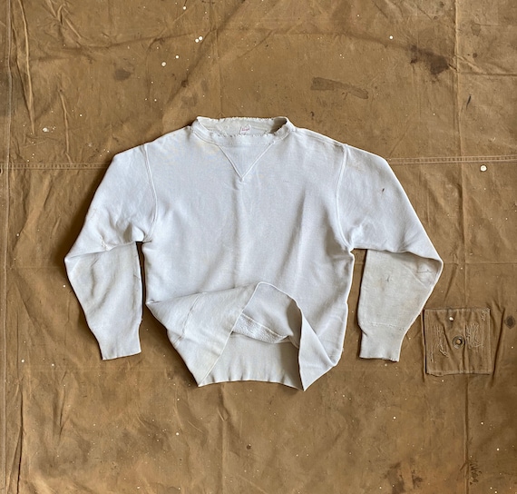 1940s Sweatshirt Double V Penneys Distressed / Rep