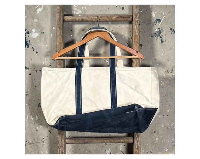 LL Bean ‘90s Boat and Tote Navy Blue