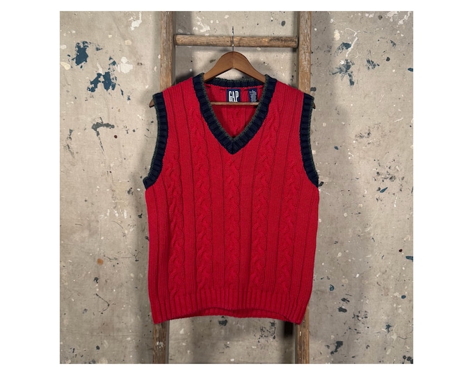 Chunky '90s GAP Sweater Vest