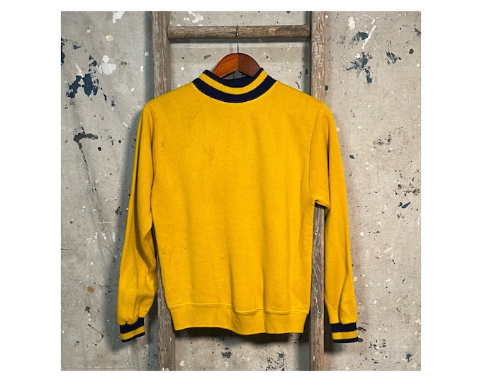 Mock Neck '70s Sweatshirt
