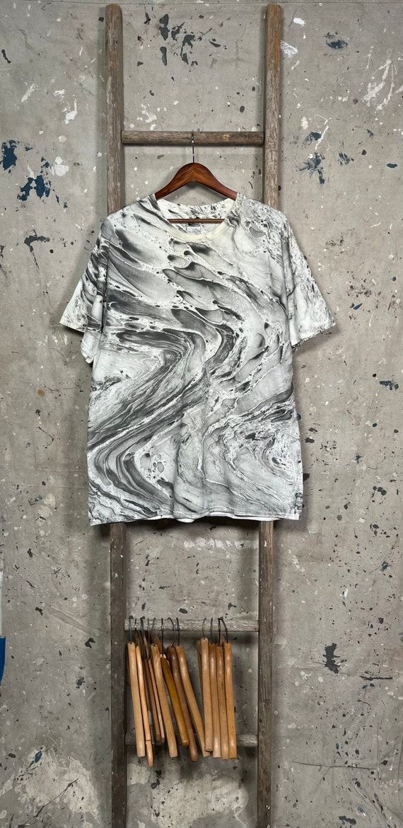 Marble Tye Die T-shirt - image 4