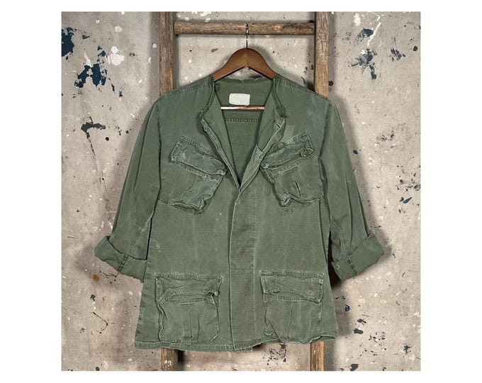 Unique 60's Slant Pocket Poplin Rip Stop Jacket