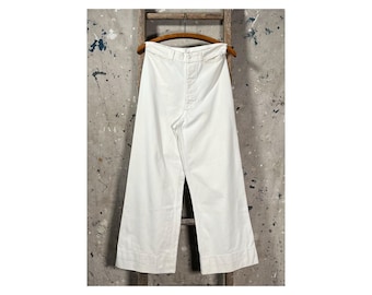 Pantalones blancos de marinero de la Marina de los EE. UU. de la década de 1940
