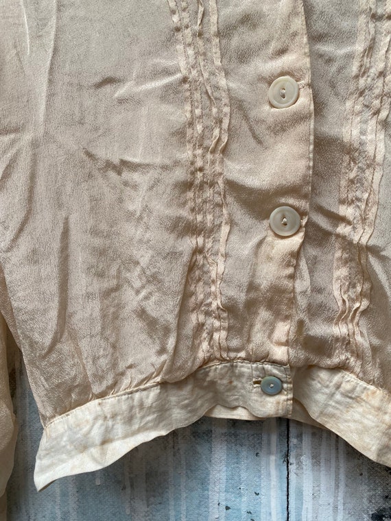 Early Antique Tissue Silk blouse - image 4
