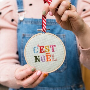 C'est Noel Cross Stitch Kit image 3