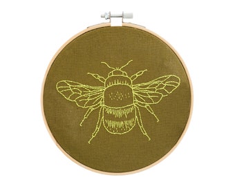 Bee Embroidery Hoop Kit