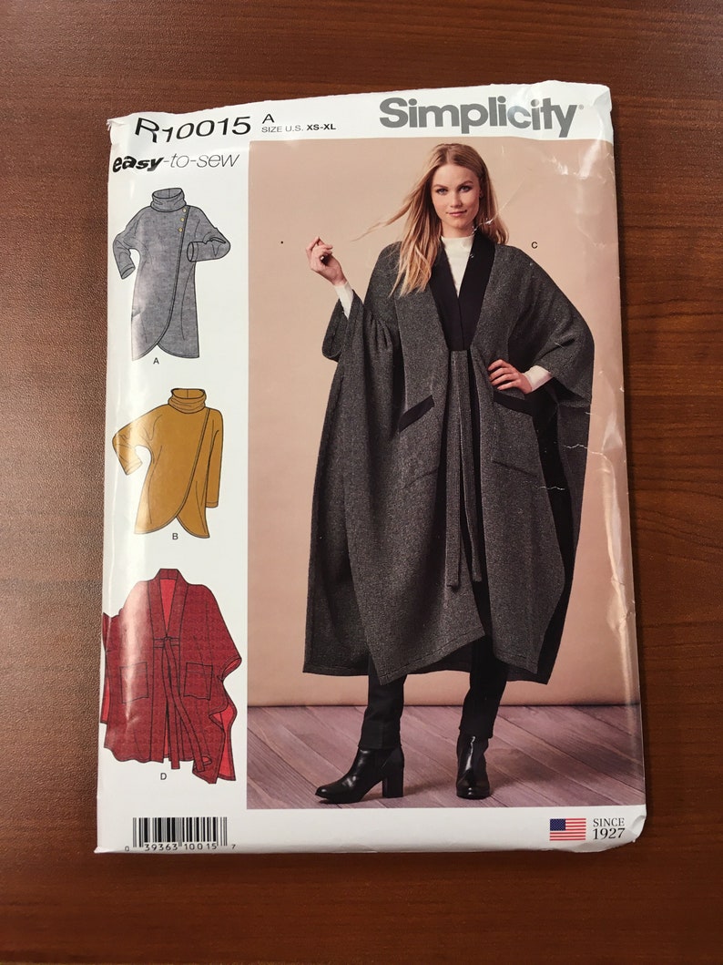 Sewing pattern for Poncho and knit pullover Simplicity image 1