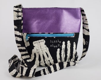 Handsy Crossbody Bag