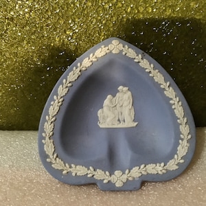 Vintage Wedgwood Jasperware Trinket Holder