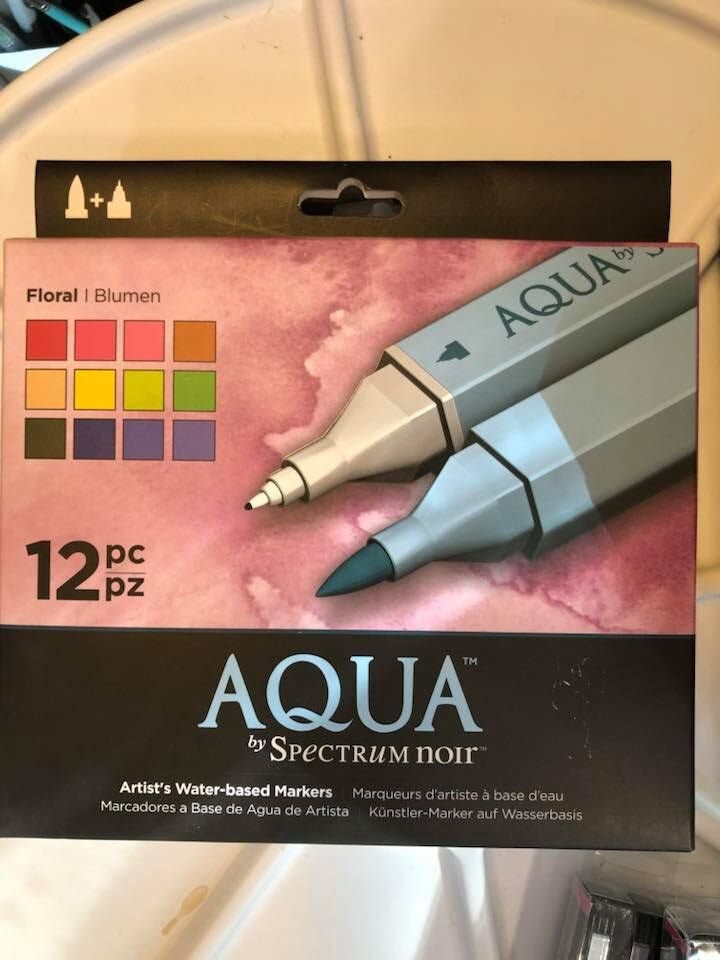 Tombow Brush Markers Landscape Palette Brand New With Blender Pen, Full  Package of 10 Watercolor Brush Markers. 