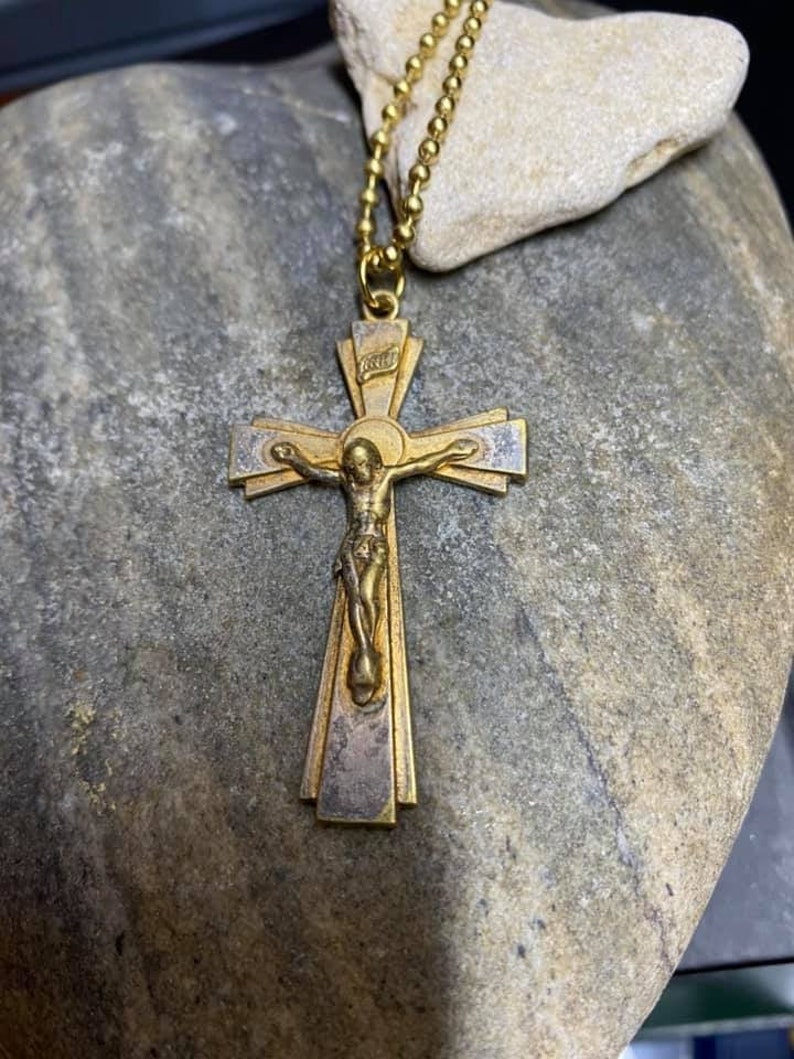 Pre-owned two inches long Lovely Vintage Gold Plated Crucifix on Gold plated ball chain.