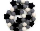 Monochroom voelde bal Pom Pom Garland met zwarte sterren-3 meter