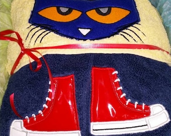 Black cat hooded towel (Pete the cat)