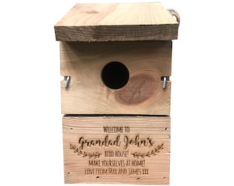 Personalised engraved wooden bird house perfect for bird watchers grandad, grandma, mum, dad Christmas Father's Day Mother's Day bird box