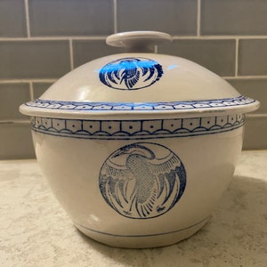 Asian bowl and lid