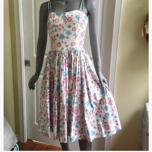 Big sale Vintage 50s floral and fruit dress pinup