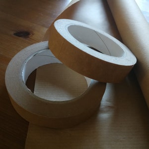 Nastro kraft marrone riciclabile riciclabile ecologico da 24 mm x 50 m per imballaggio / avvolgimento