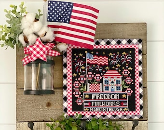 Calendar Crates July by Stitching with the Housewives