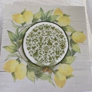 Spring in the Round by JBW Designs