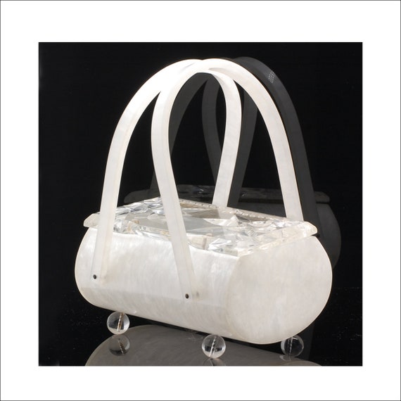 ★SCULPTOR★ Granny Lucite Handle Bag Ivory SC24S516IV Granny Lucite Handle Bag Ivory – Sculptor
