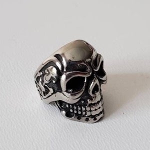 1 Surgical Stainless Steel Skull beads, Large Hole Beads, Skull, Antique Silver, 15.5x11x14mm, Hole: 8mm, large hole beads