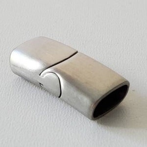 316 Surgical Stainless Steel Magnetic Clasps, Hole: 5x10mm, Rectangle, Brushed finish, Stainless Steel Color, 24.5x12x7mm, 1 Pc.