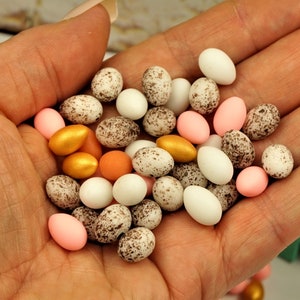 EASTER EGGS In GIFT Box, Assorted Colors Mini Eggs For Craft, Dollhouse Miniature Eggs, Dollhouse Food, Small Gift Idea For Kids, Diy Eggs