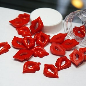 RED LIPS CHARMS For Craft Flatback Cabochons 3D Lips Slime Charms Ready To Gift Small Gift Idea For Kids Birthday Gift For Girls Clear Jar
