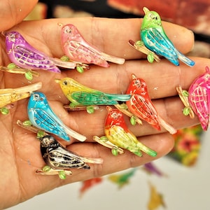 DIY BIRDS Flat Back Cabochons, Colorful Birds Jewelry Charms Pendants, Assorted Resin Birds In Gift Box, Ready To Gift, Small Gift For Kids