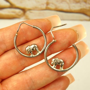 925 SILVER HOOP Elephant EARRINGS Old estate find Hoop earrings Elephant figurines Holiday gift for her Elephant lovers gift Mothers gift