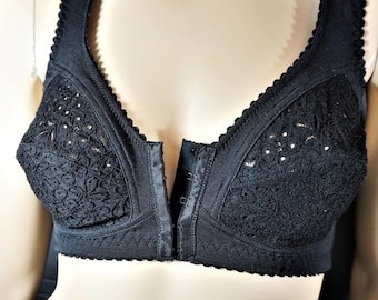 New Black Cotton Lined Bra, Wide Straps, Front Closure, European Lingerie