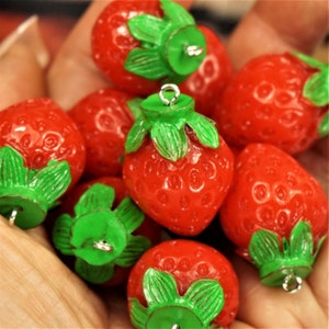 FRAISE AVEC CROCHET, décorations à suspendre pour sapin de Noël, bijoux fruits, petit cadeau pour enfants, prêt à offrir dans une boîte, breloques fraises