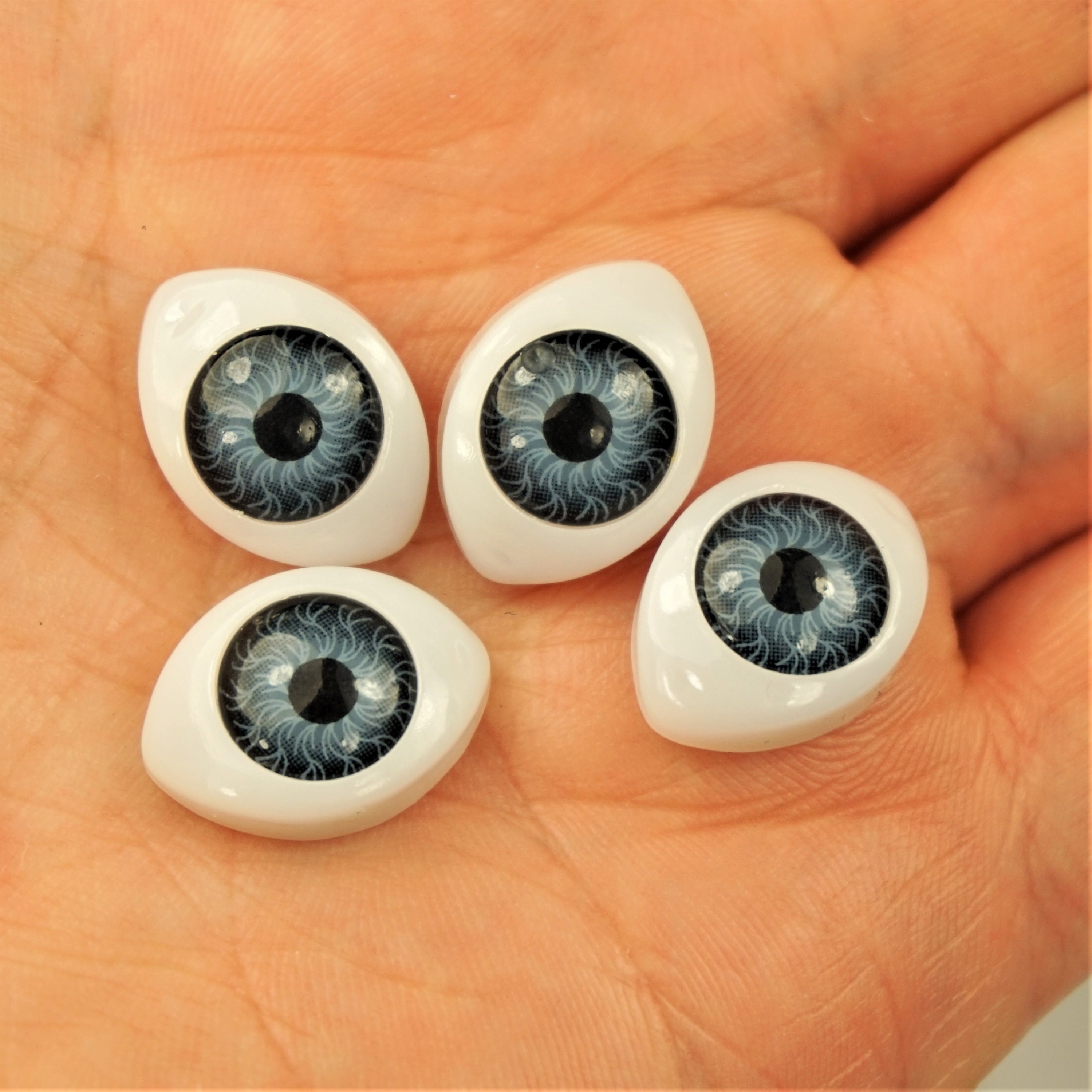 COHEALI 400 Pcs Eye Accessories Glass Eyes for Crafts Doll Making Supplies  Round Beads Halloween Decorations Eye Covered Cabochons Flat Back Doll Eyes