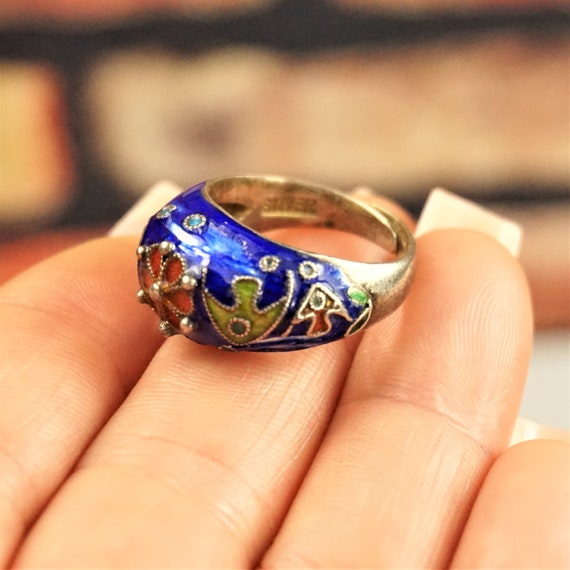 CHINESE EXPORT ENAMEL Sterling Ring With Fish - image 2