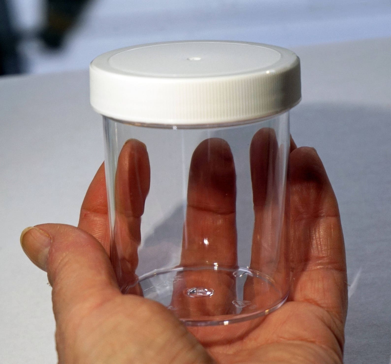 4 Oz SLIME CONTAINER Twisted Lid Jars Clear Containers Screw Etsy