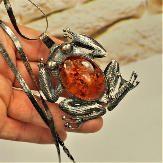 ANTIQUE AMBER FROG 925 Silver Pendant Oxidized si… - image 6