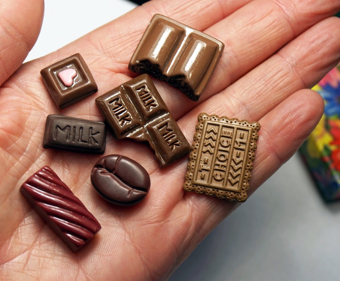 RESIN CHOCOLATE PIECES Mixed Chocolate 7 Chocolate Cookies Etsy