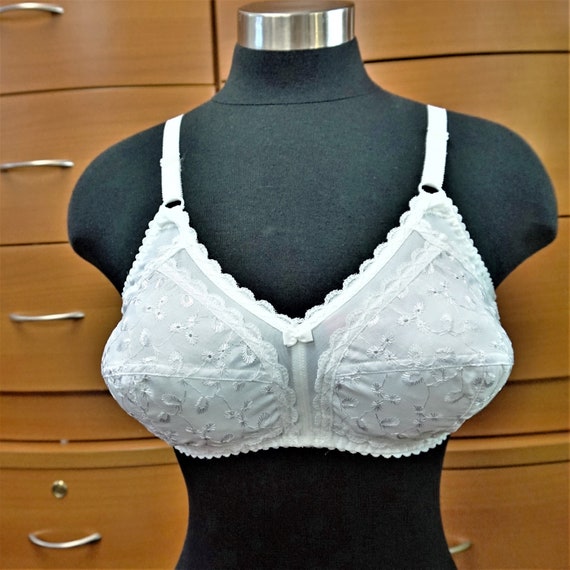 COTTON CUP White BRA, Embroidered Cotton Wireless Seamed Cup Full Coverage  Bra, Made in Europe Retro Style New Healthy Bra, Gift for Women 