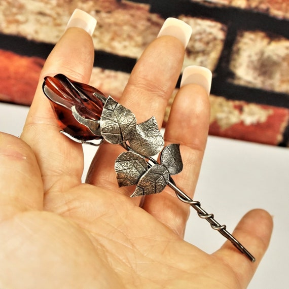 Amber Cognac Rosebud on .925 Stem w/Leaves Pendant Amber Cognac Rosebud on .925 Stem w/Leaves Pendant