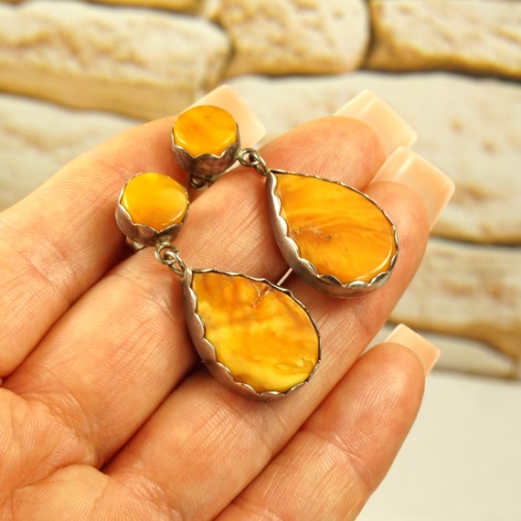Butterscotch amber earrings deals