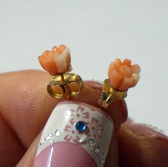 ANGEL SKIN CORAL 14K Gold Petite Earrings, Carved… - image 1
