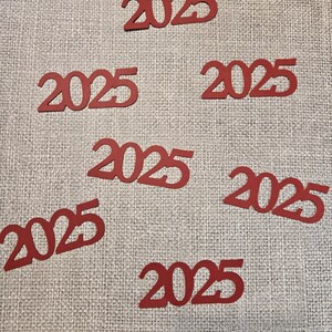 Customizable Year Confetti / Graduation Confetti / Class of 2025 Confetti / Graduation Party Idea /Table Scatter /50 pieces
