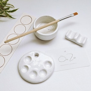 Small ceramic artist paint palette set | Handmade speckled glazed travel painter set | Unique artist watercolor gift set | READY TO SHIP
