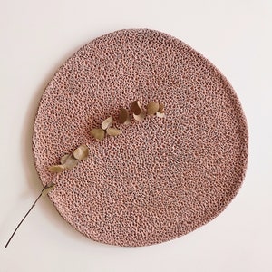 Large ceramic serving plate Handmade ceramic fruit bowl centerpiece platter Organic natural decorative plate pink clay READY TO SHIP PINK Ø 27 - 30 cm