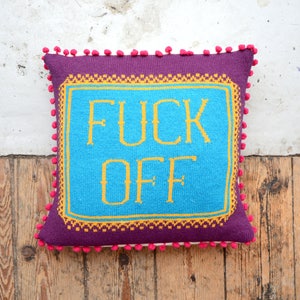 Rude Knitted Cushion Cover PDF Pattern – Profanity Decor
