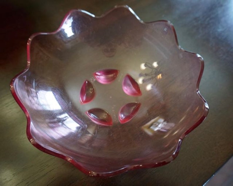 Tupperware; Plastic Serving Bowls; Approx; 6.5 Inches; Great for Snacks; FREE SHIPPING !!!