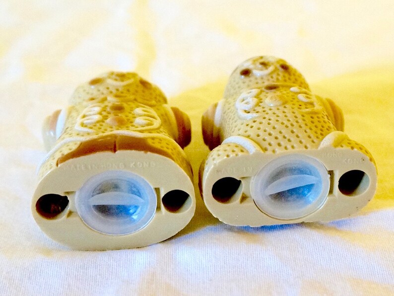 Gingerbread; Salt /& Pepper Shakers; Approx 3h x 2w; FREE SHIPPING !!!