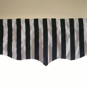 Black and white  scalloped valance, Black and White stripes valance, Window Valance Black and White, 50&quot; x16&quot; valance, Black and White decor