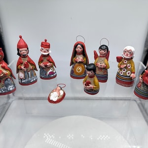 Vintage Nativity Scene Red/White Pottery Set of #9 pieces Hand painted Mexican Art 3&quot; tall